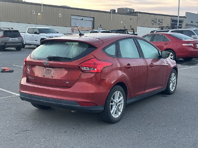 Used 2018 Ford Focus SE FWD image 7