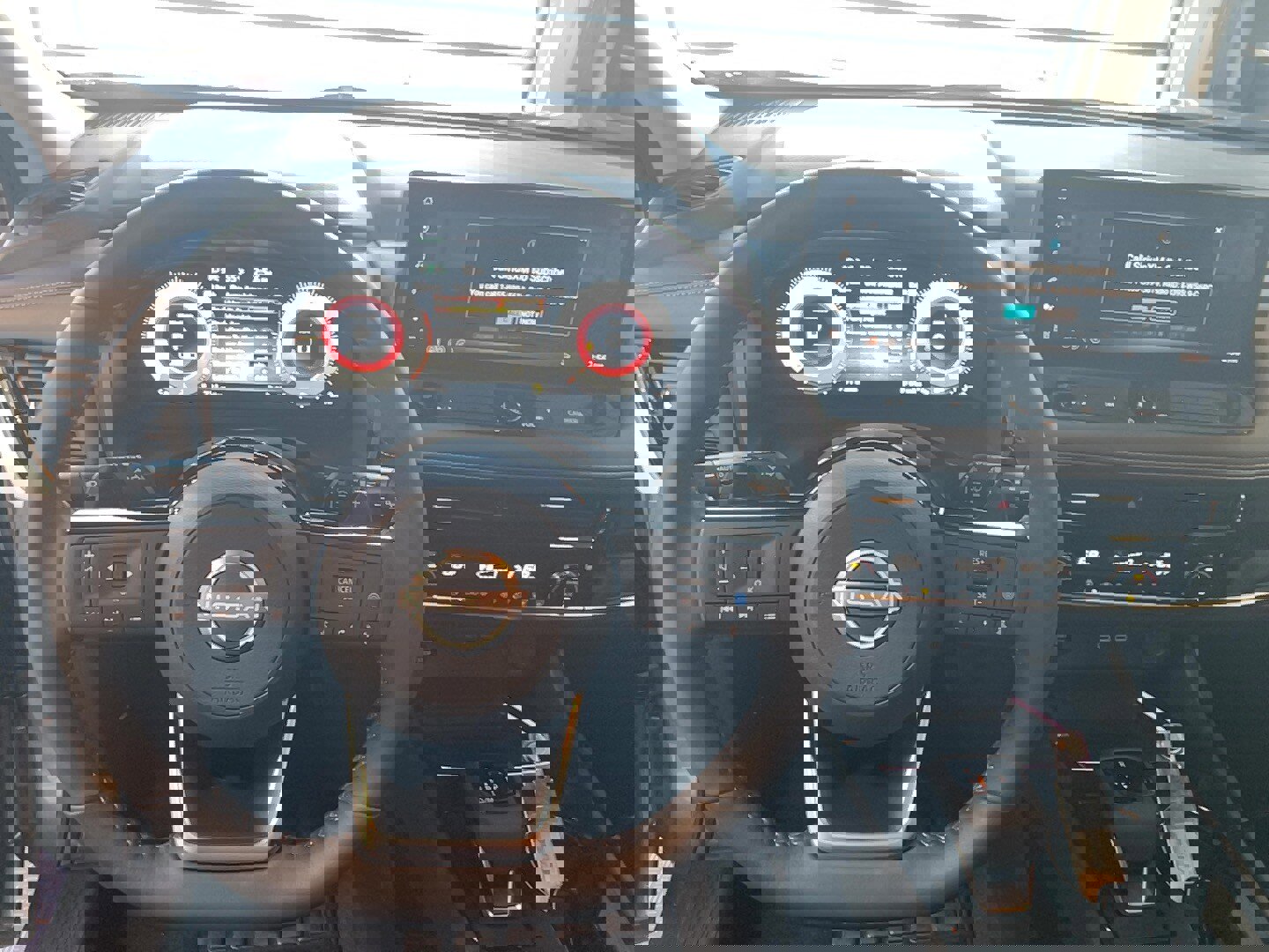 Used 2024 Nissan Rogue SL image 15