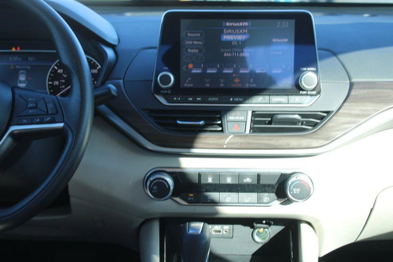 Used 2023 Nissan Altima 2.5 SV image 16