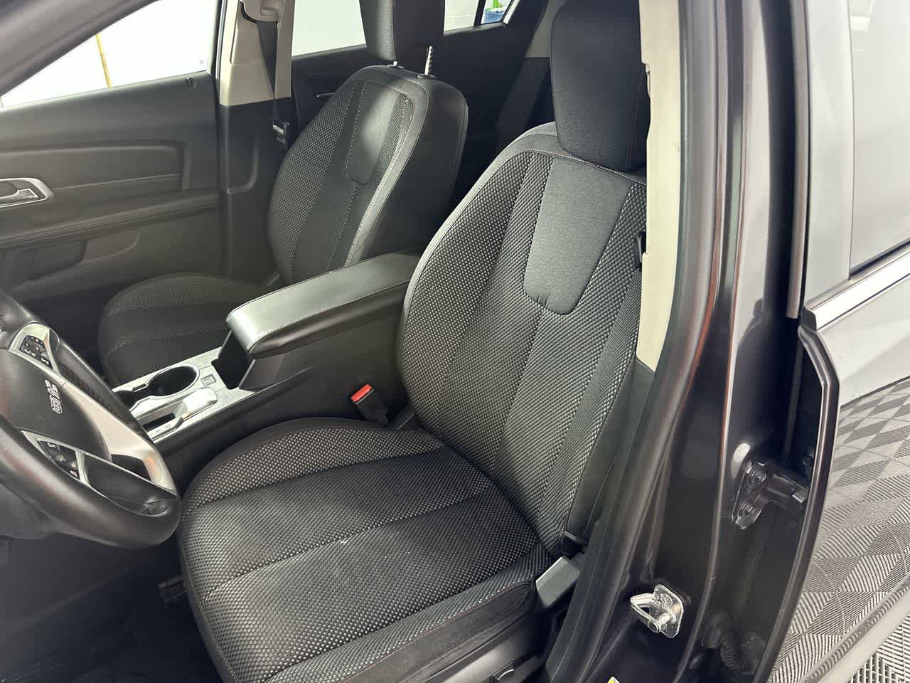 Used 2015 GMC Terrain SLE w/ Convenience Package image 14