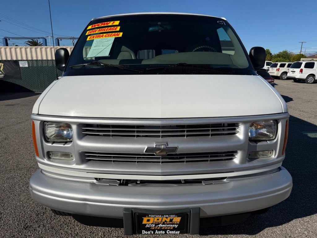Used 2001 Chevrolet Express 3500 Extended Passenger image 13