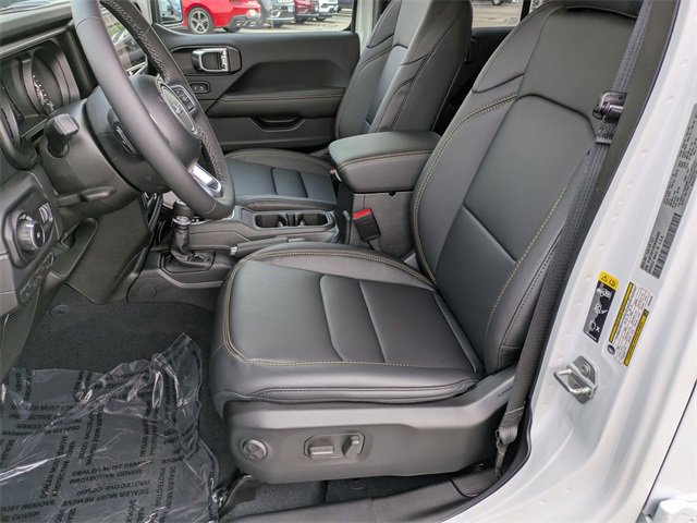 New 2025 Jeep Wrangler Sahara image 11