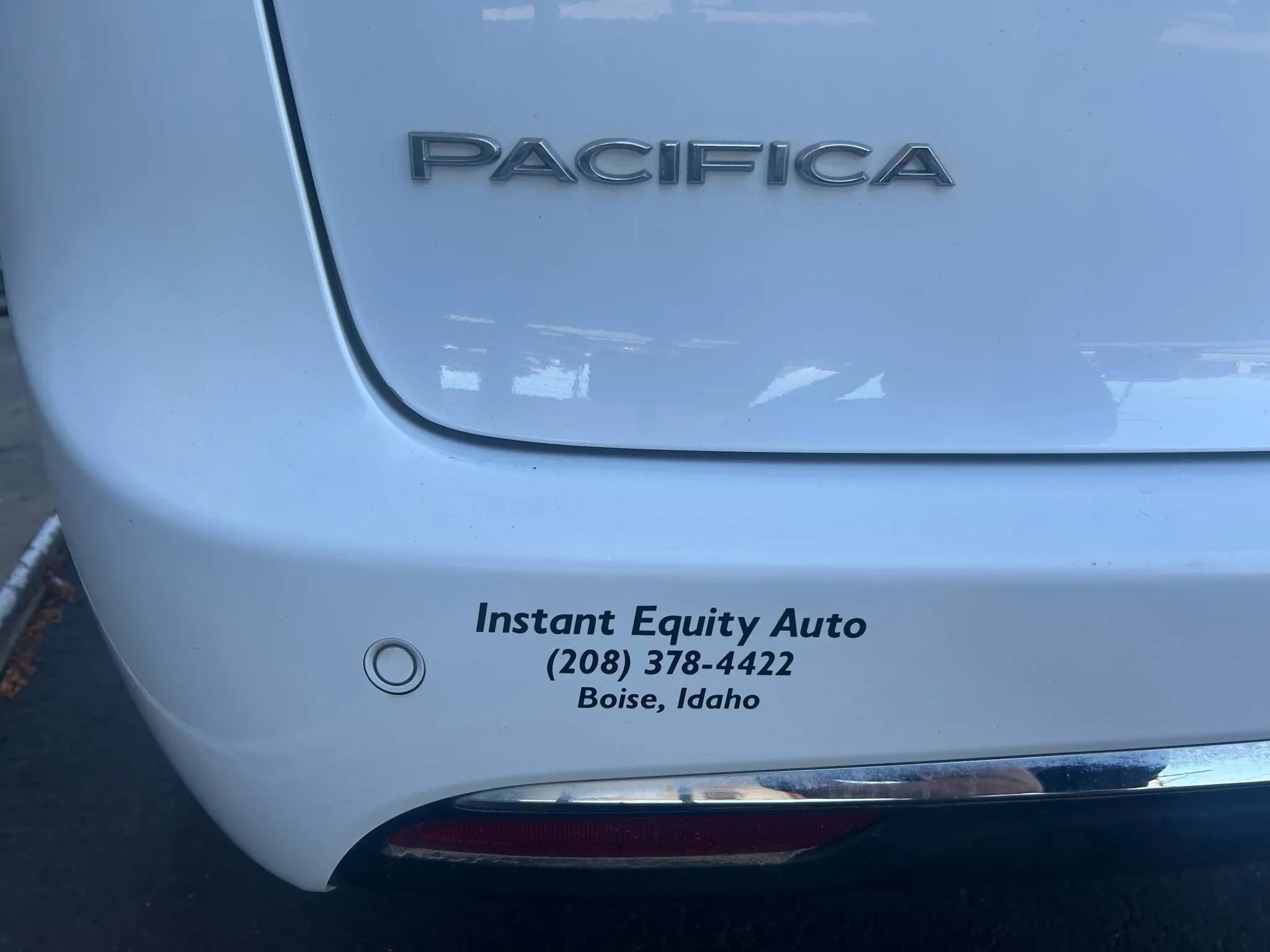 Used 2021 Chrysler Pacifica Touring-L image 22