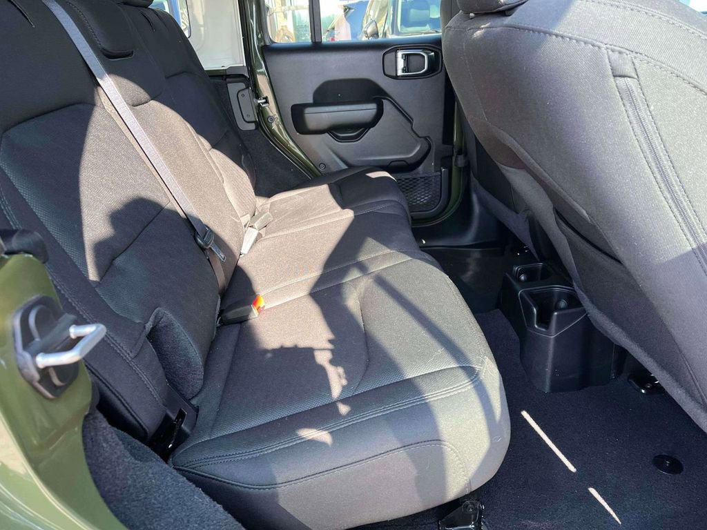 Used 2021 Jeep Wrangler Unlimited Sport image 9