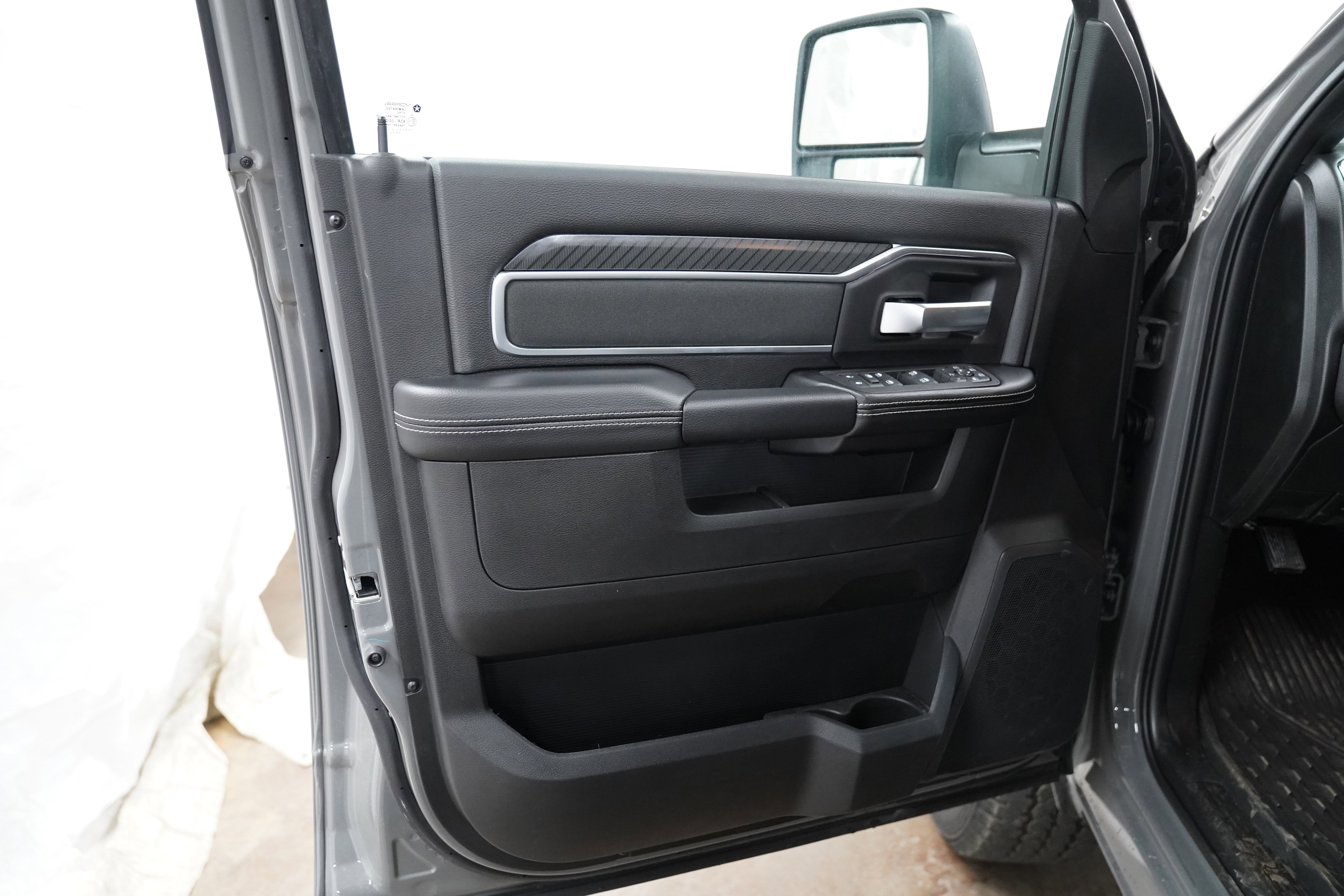 New 2026 RAM 2500 Big Horn AWD/4WD image 12