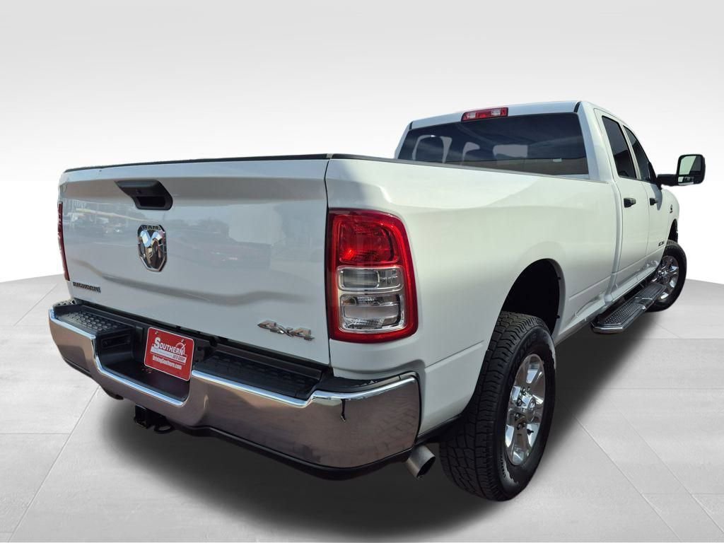 Used 2024 RAM 3500 Big Horn image 11