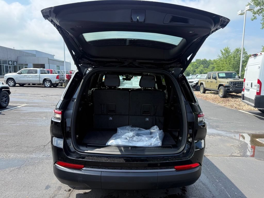 New 2026 Jeep Grand Cherokee L Limited AWD/4WD image 88