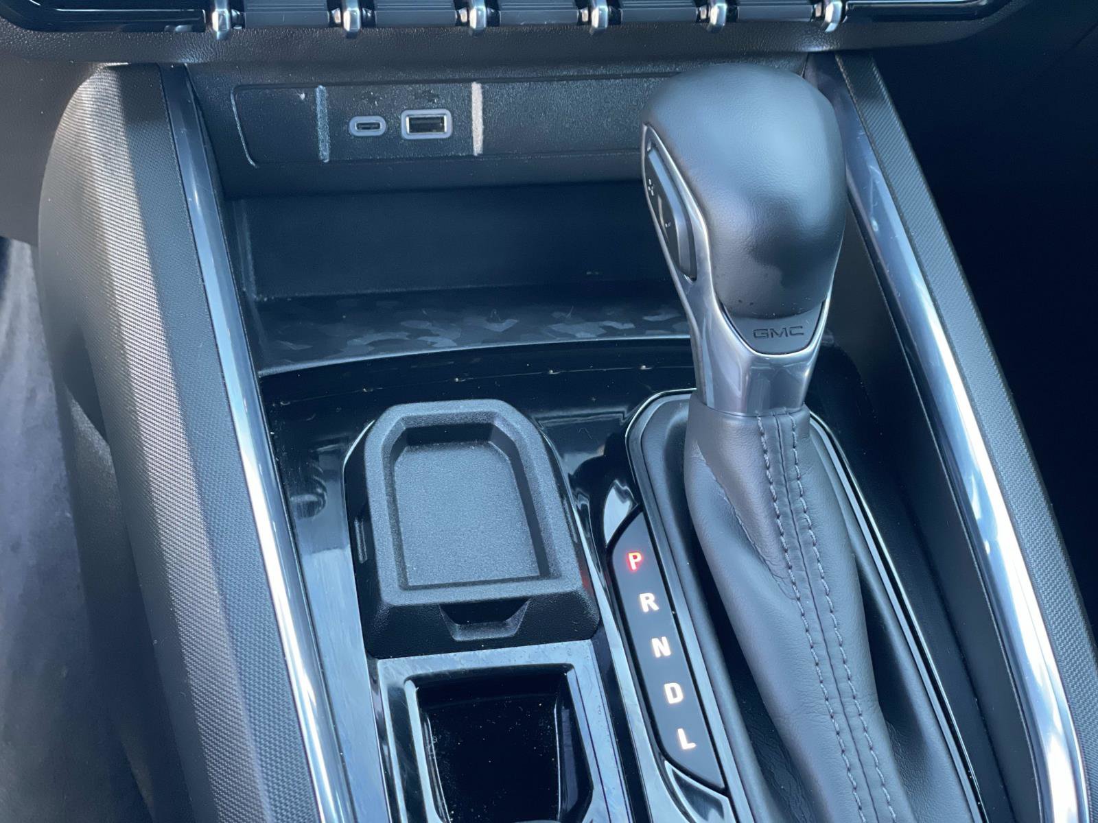 Used 2025 GMC Canyon Elevation w/ Convenience Package image 17