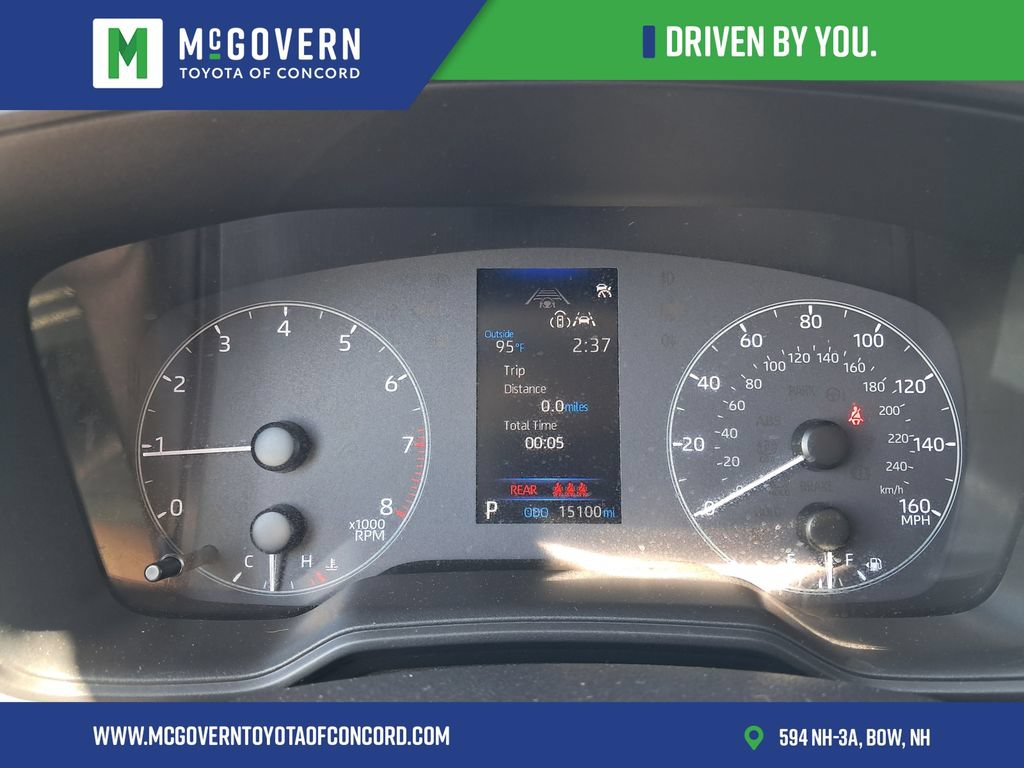 Used 2024 Toyota Corolla LE w/ LE Convenience Package FWD image 37