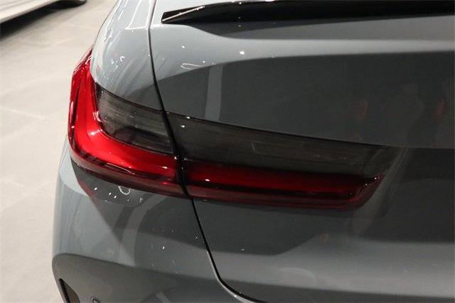 Used 2022 BMW M3 w/ Executive Package image 41