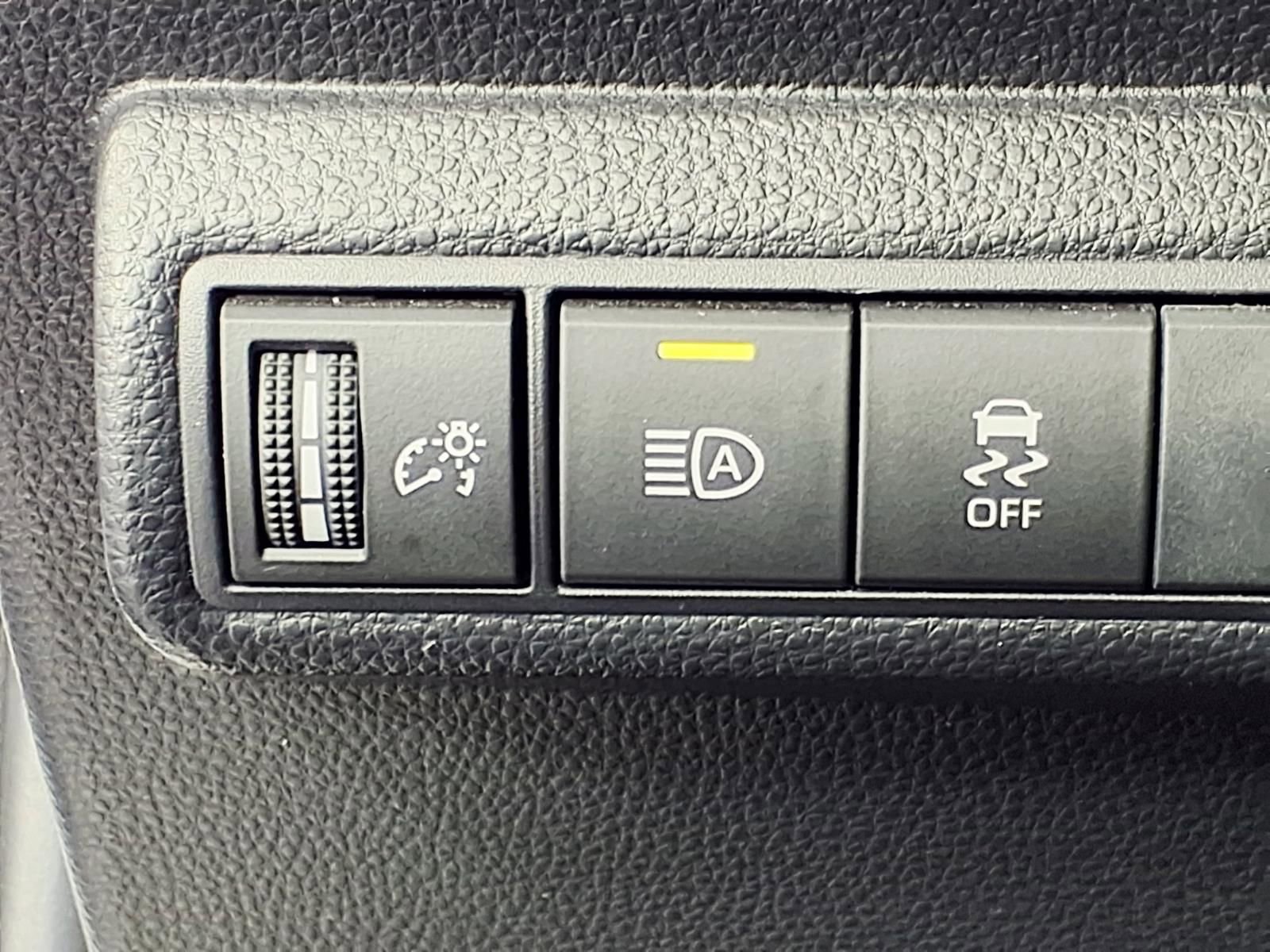 Used 2023 Toyota Corolla SE image 16