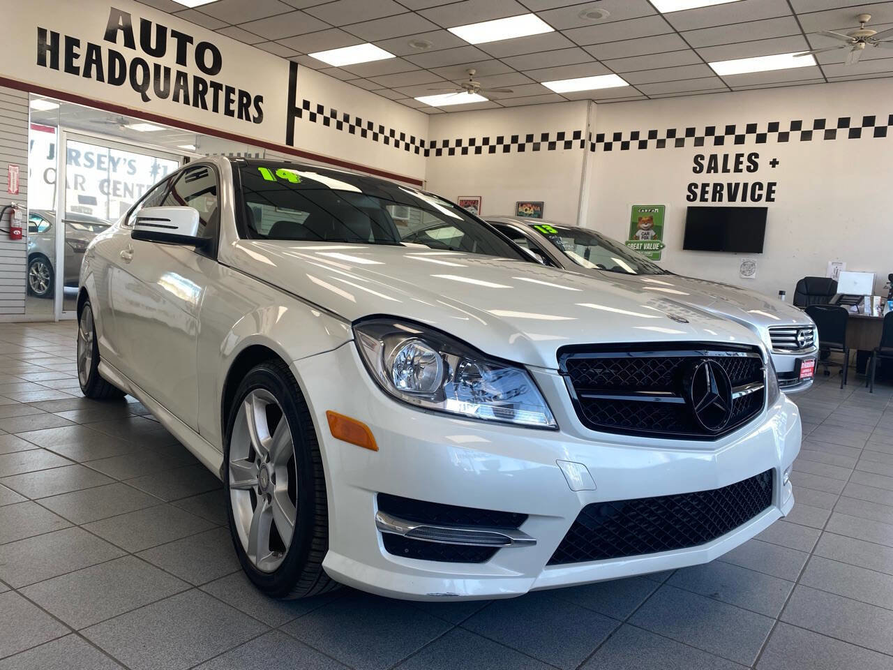 Used 2014 Mercedes-Benz C 250 Coupe image 3