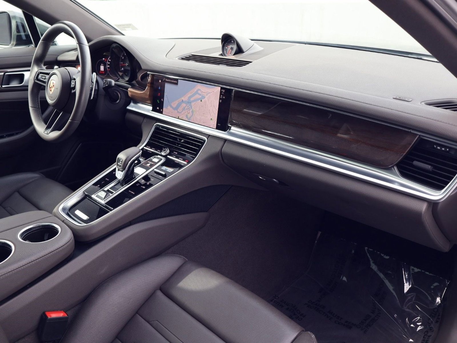 Certified 2023 Porsche Panamera Platinum Edition image 25