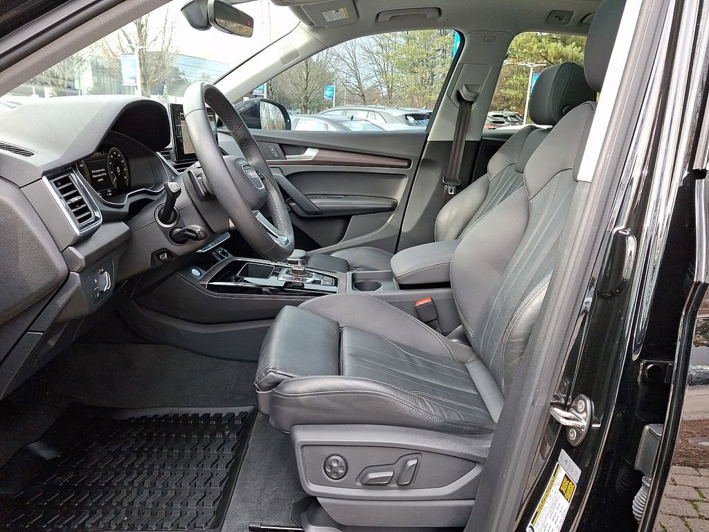 Used 2023 Audi Q5 e Premium Plus w/ Premium Plus Package image 15