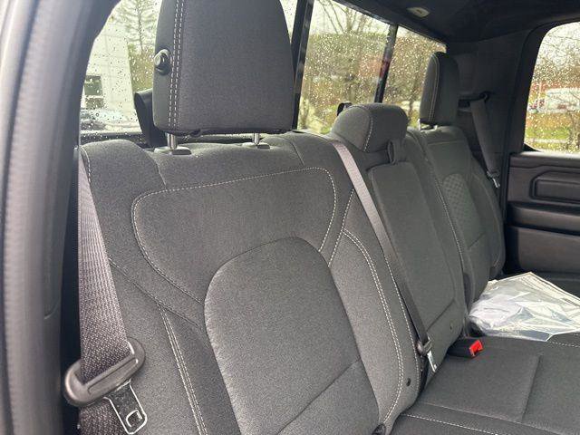 New 2026 RAM 1500 Classic Warlock image 32