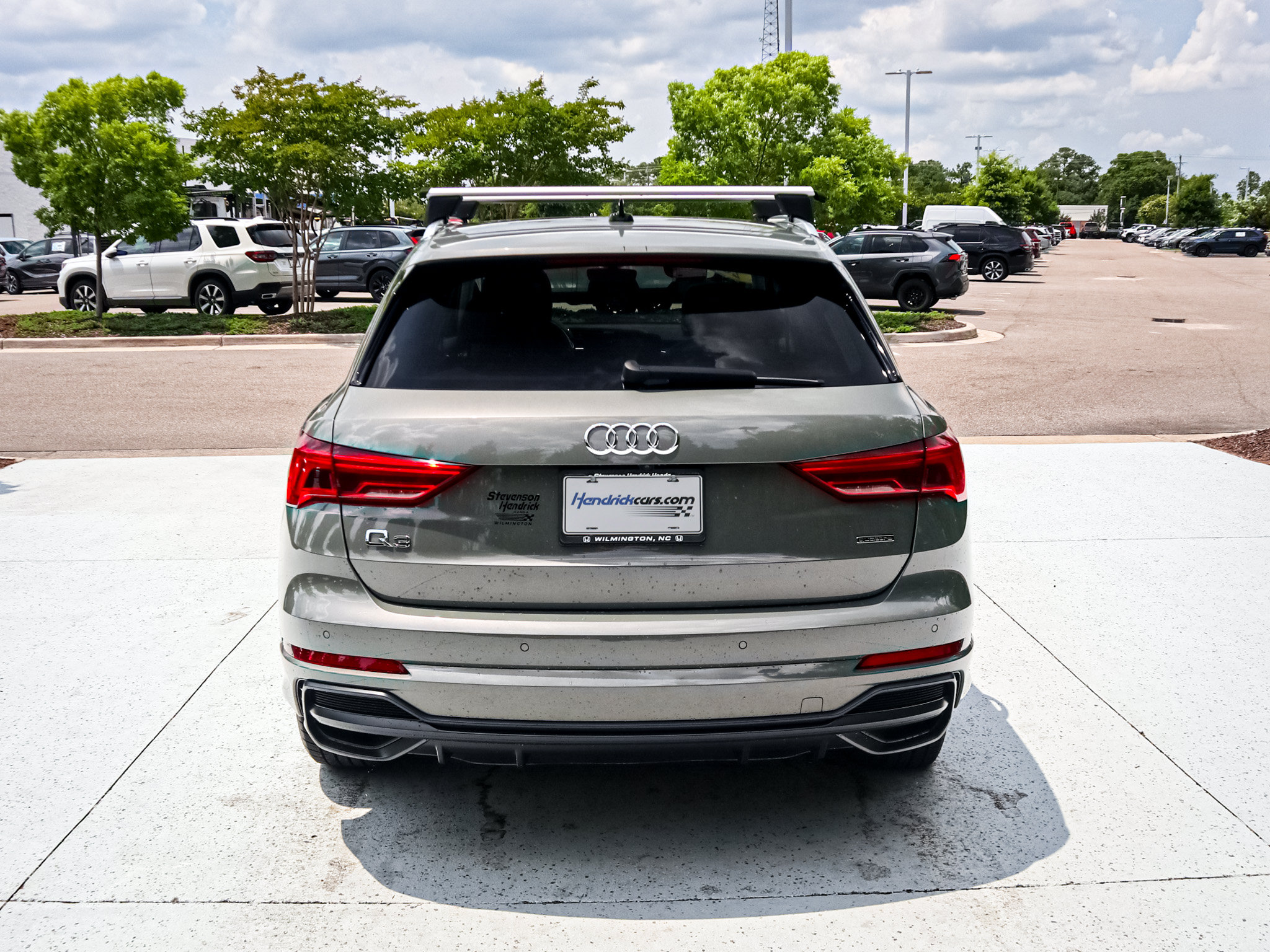 Used 2021 Audi Q3 2.0T Premium Plus w/ Premium Plus Package AWD/4WD image 9