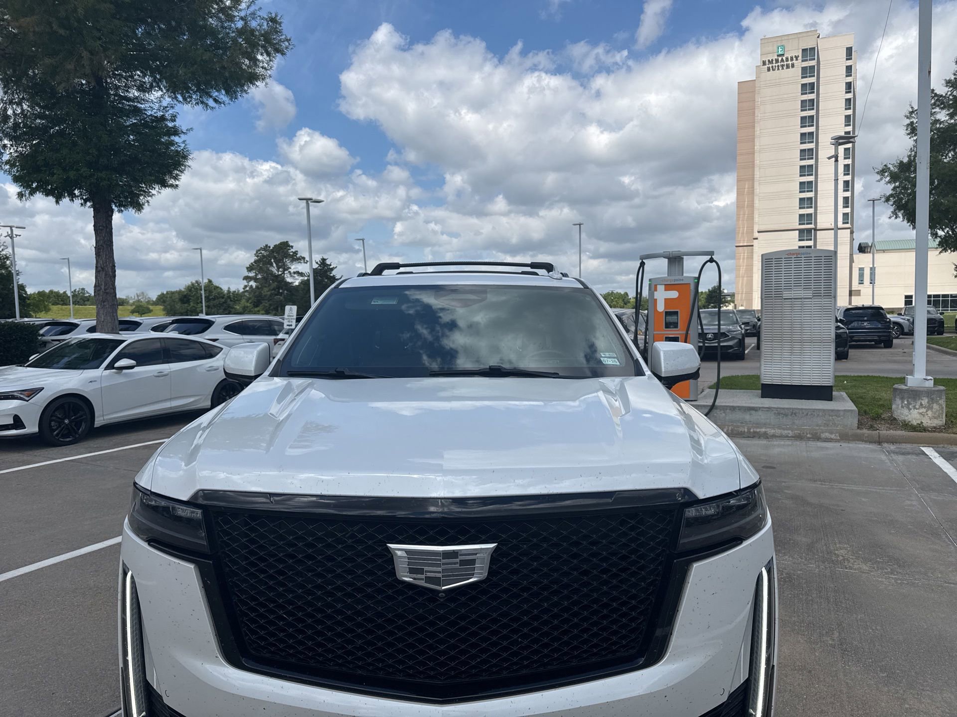 Used 2021 Cadillac Escalade Sport w/ Driver Assist Tech Package AWD/4WD image 2