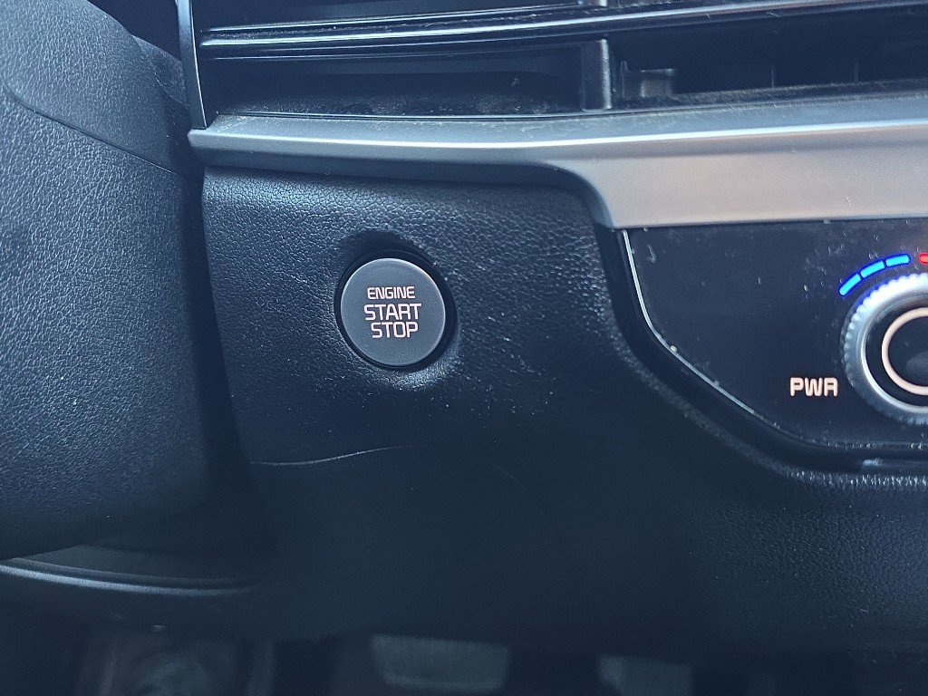 Used 2024 Kia Sorento S image 27