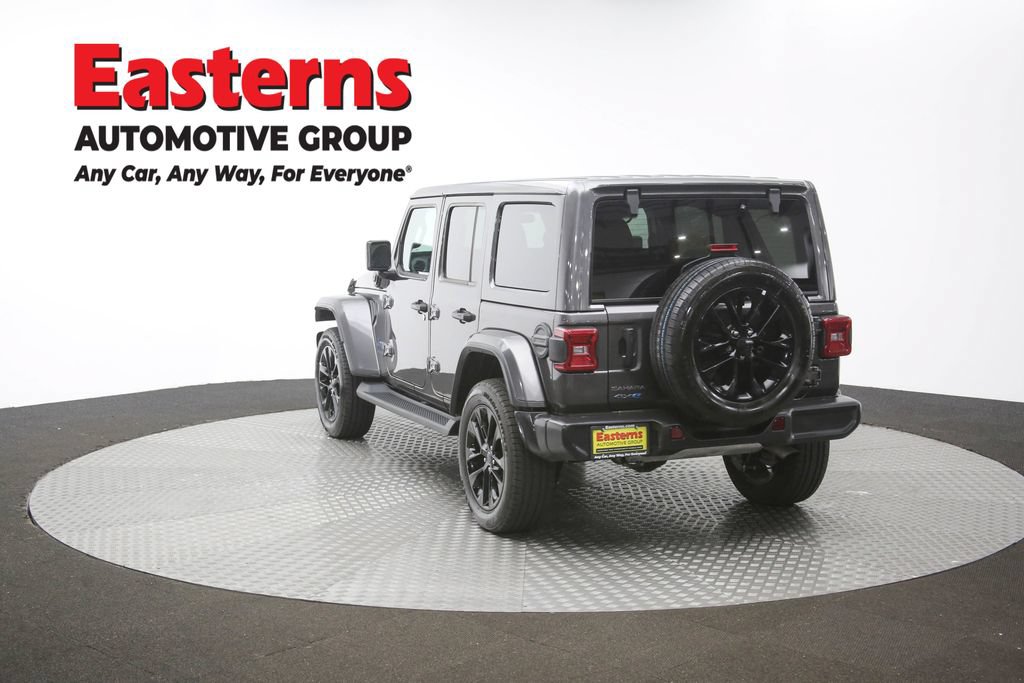 Used 2025 Jeep Wrangler Unlimited Sahara AWD/4WD image 61