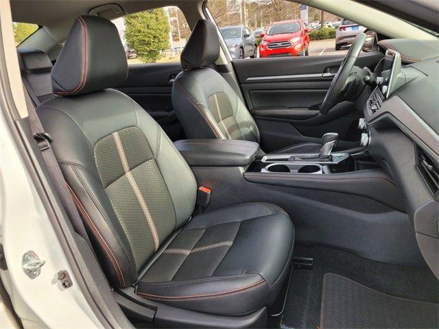 Used 2024 Nissan Altima 2.5 SR image 17