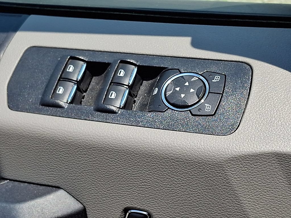 Used 2018 Ford F150 XL w/ Equipment Group 101A Mid AWD/4WD image 25