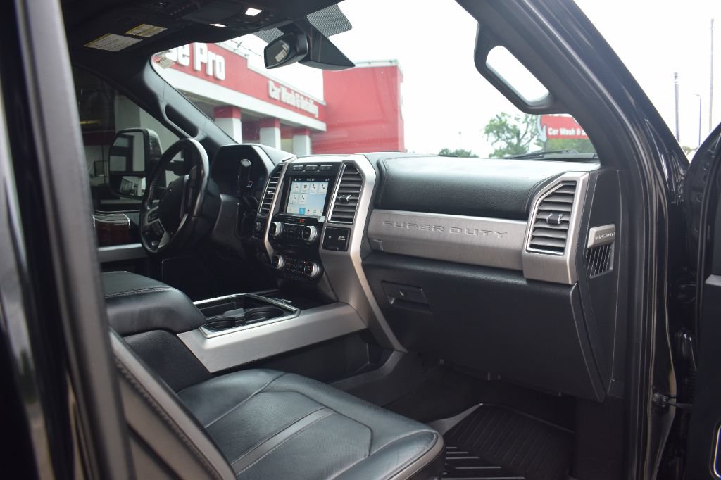 Used 2017 Ford F250 Platinum w/ Platinum Ultimate Package AWD/4WD image 14