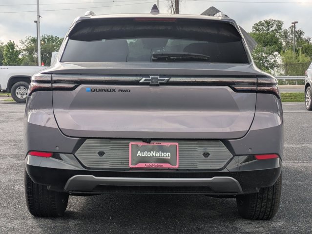 New 2025 Chevrolet Equinox EV LT w/ LPO, Blackout Package image 7