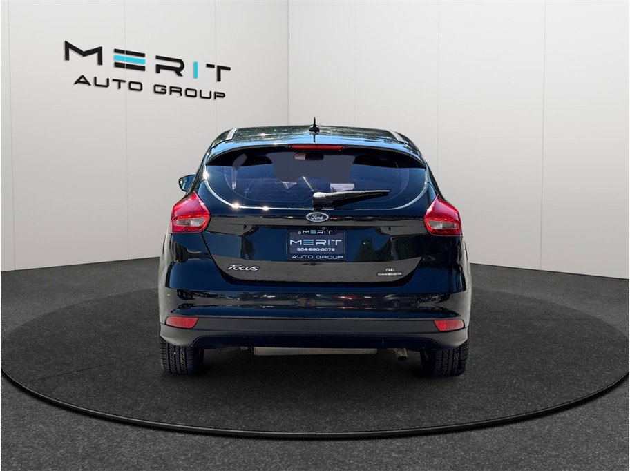 Used 2015 Ford Focus SE FWD image 8