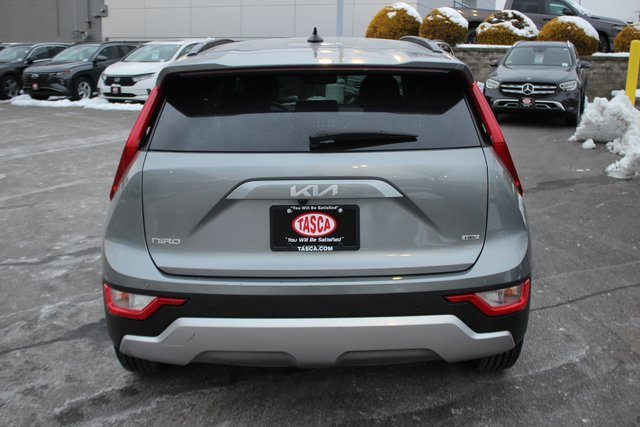 Used 2023 Kia Niro EX image 21
