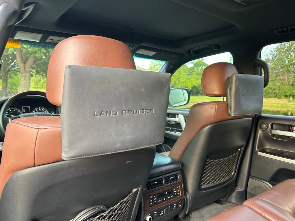 Used 2019 Toyota Land Cruiser AWD/4WD image 16