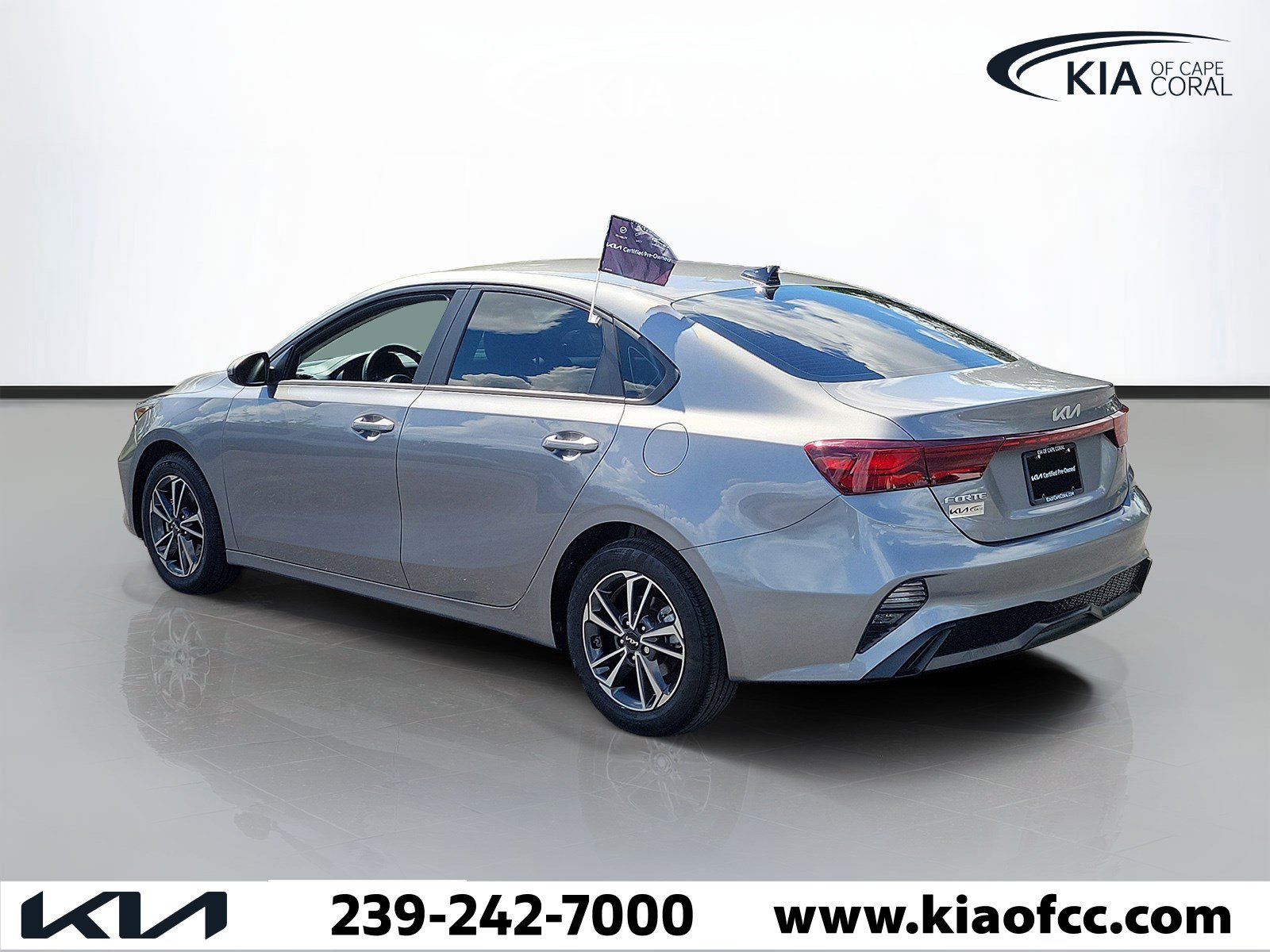 Certified 2024 Kia Forte LXS FWD image 4