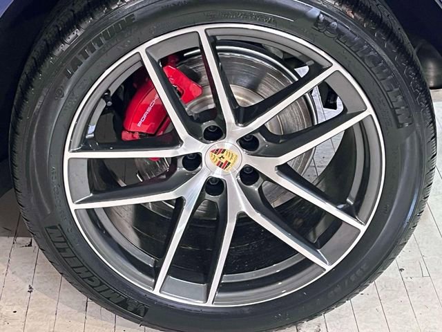 New 2026 Porsche Macan S image 13