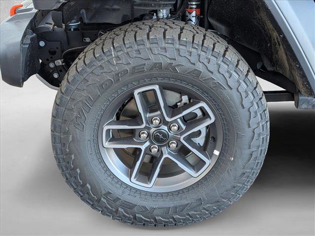 New 2025 Jeep Gladiator Mojave w/ Convenience Group AWD/4WD image 10