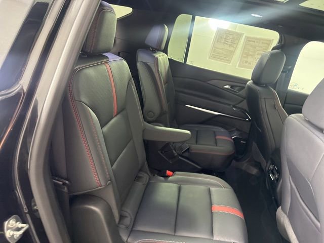 Used 2024 Chevrolet Traverse RS AWD/4WD image 23