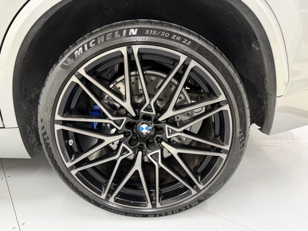 Used 2020 BMW X5 M Competition w/ Executive Package image 68