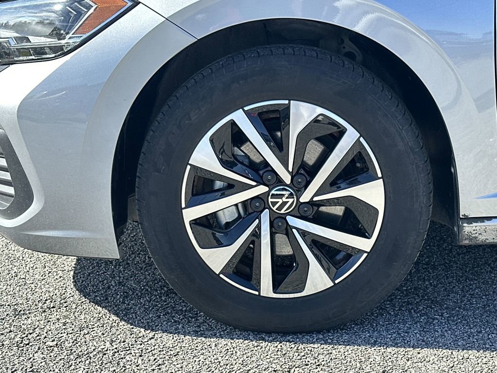 Used 2024 Volkswagen Jetta S image 11