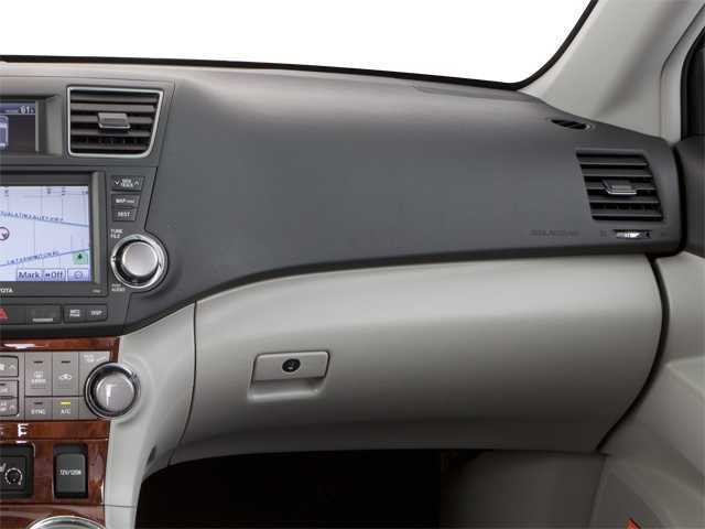 Used 2013 Toyota Highlander Limited AWD/4WD image 11
