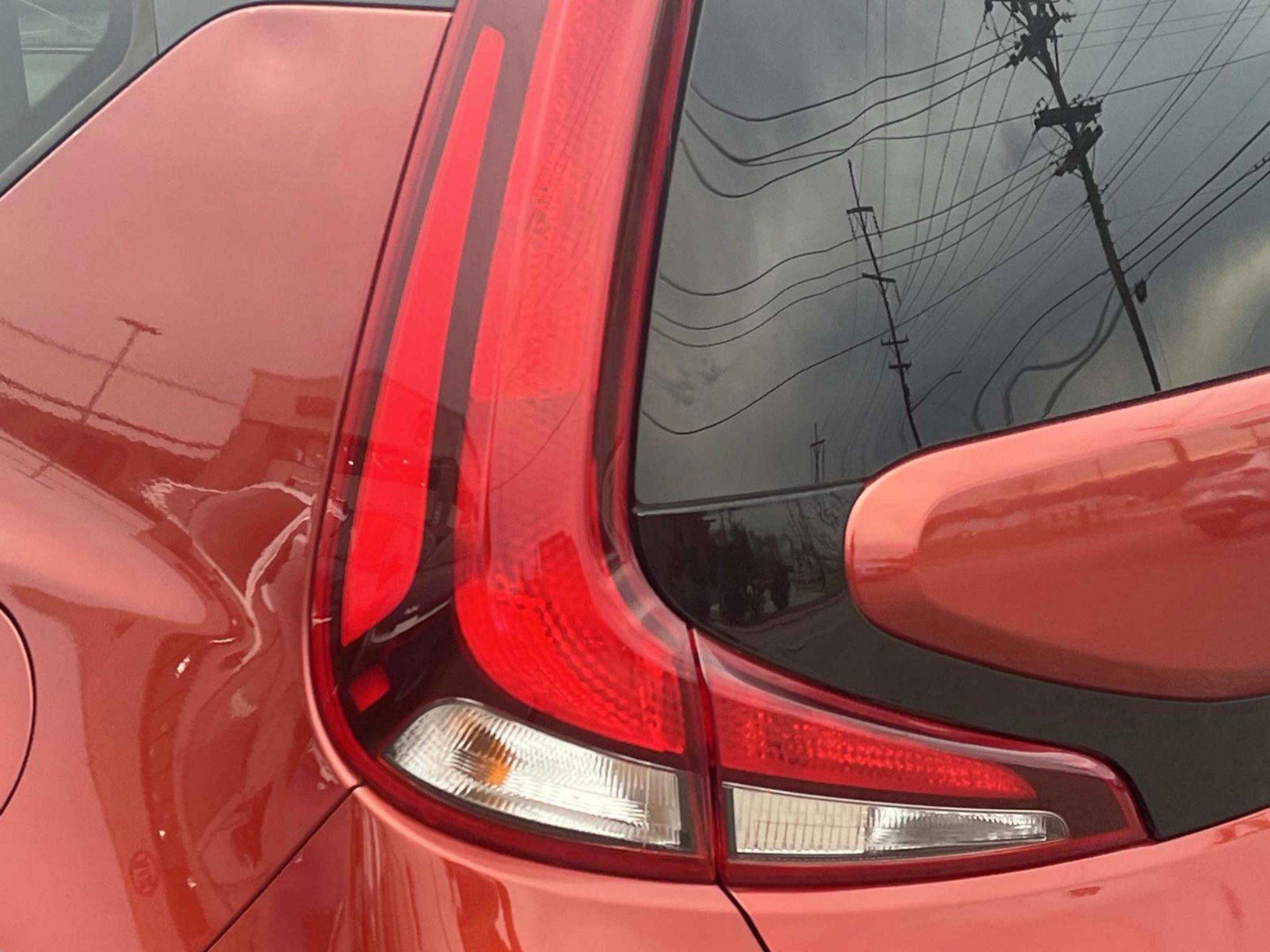 Used 2022 Kia Soul LX image 36