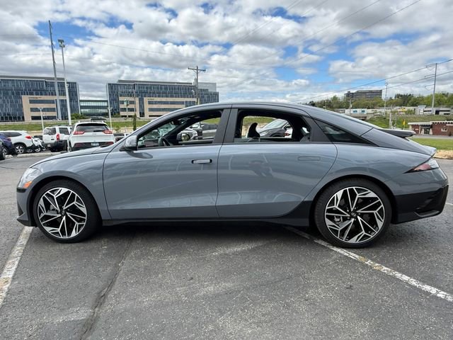 Used 2024 Hyundai Ioniq 6 SEL AWD/4WD image 5