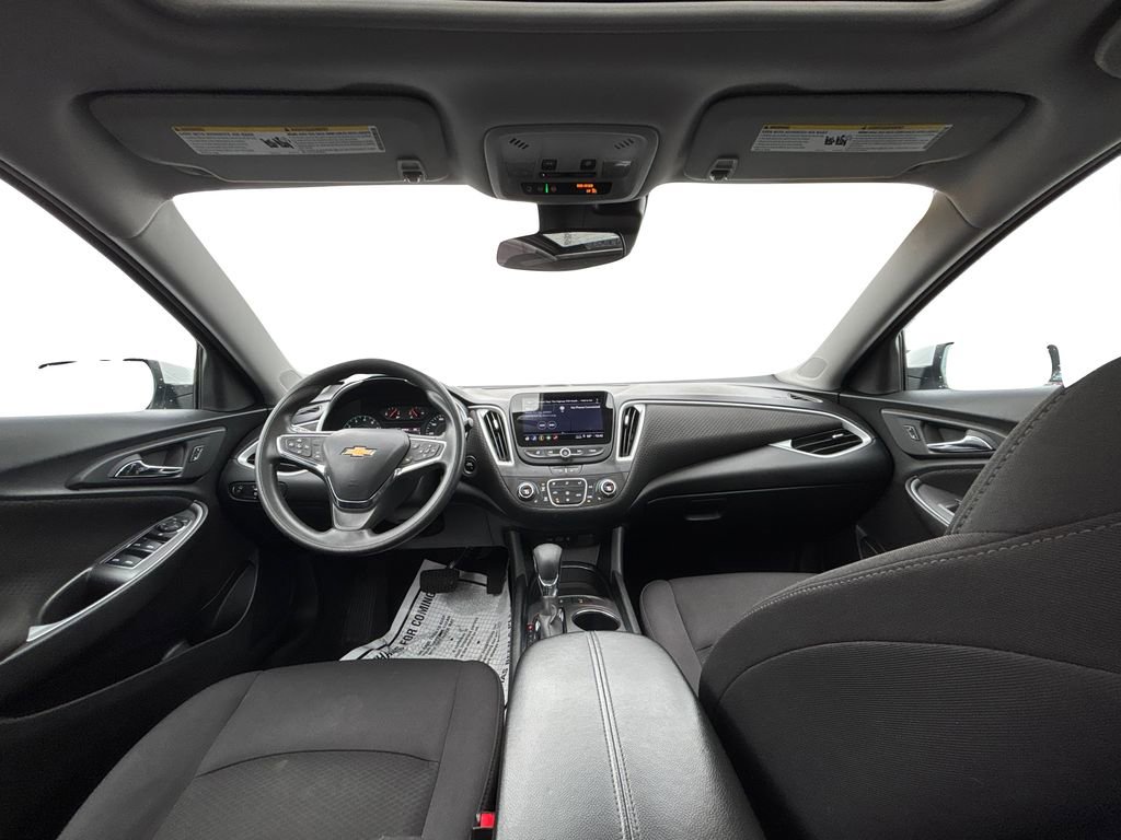 Used 2024 Chevrolet Malibu LT image 17
