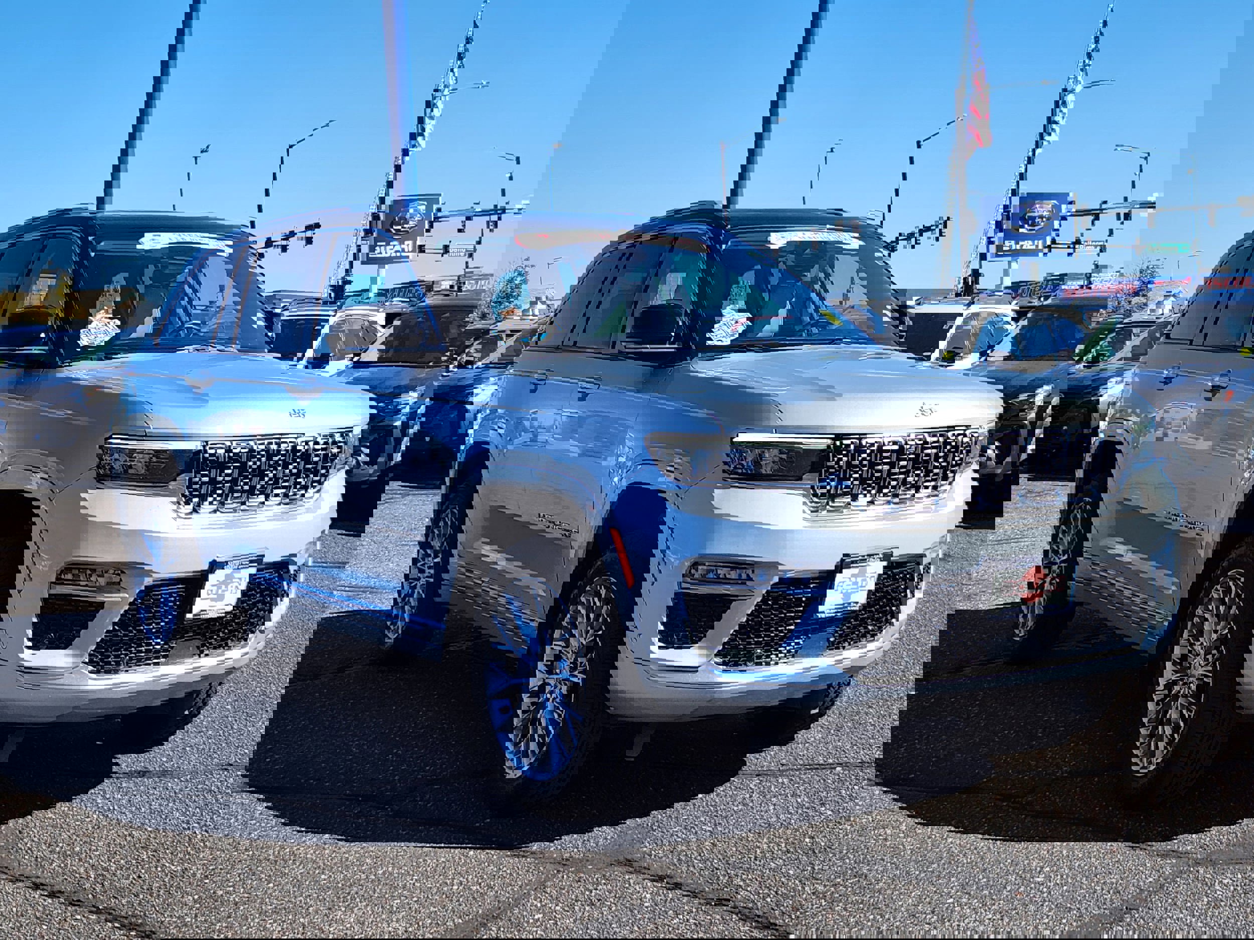 Used 2022 Jeep Grand Cherokee Summit w/ Adv Protech Group IV image 6