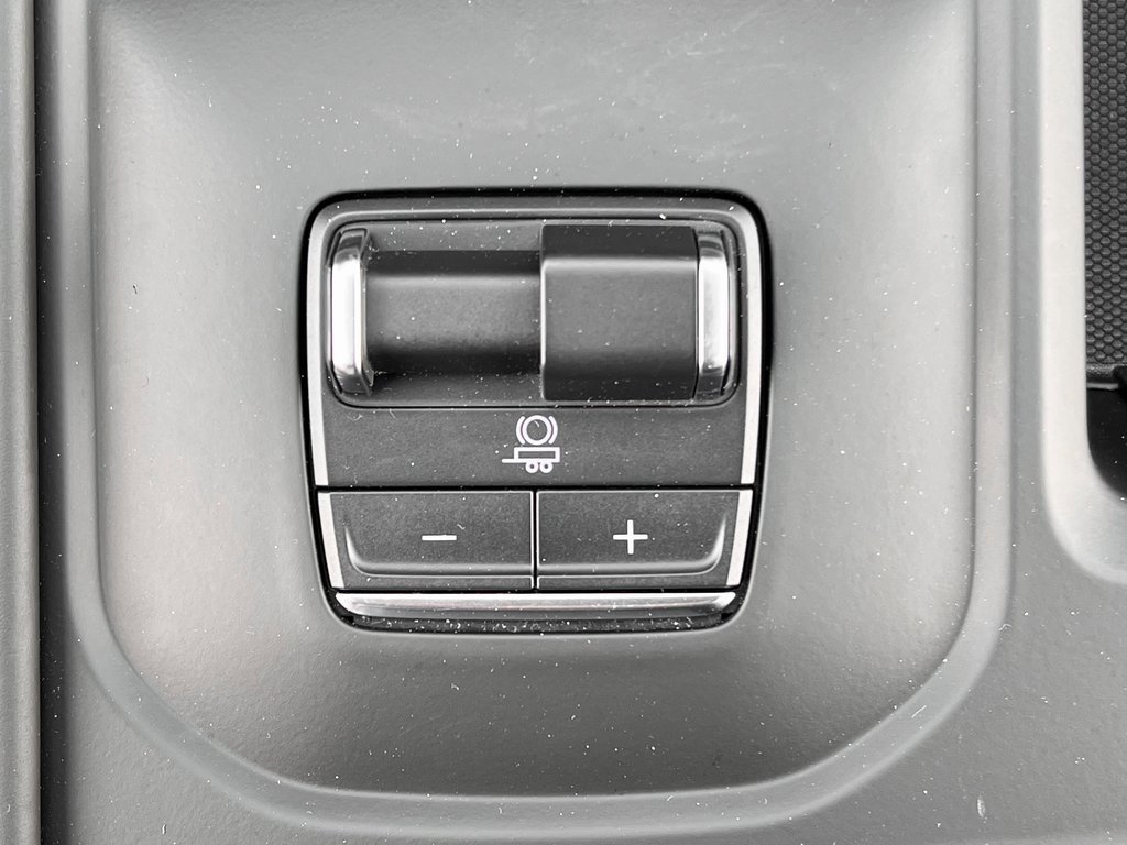 Used 2025 GMC Sierra 3500 Denali Ultimate image 29