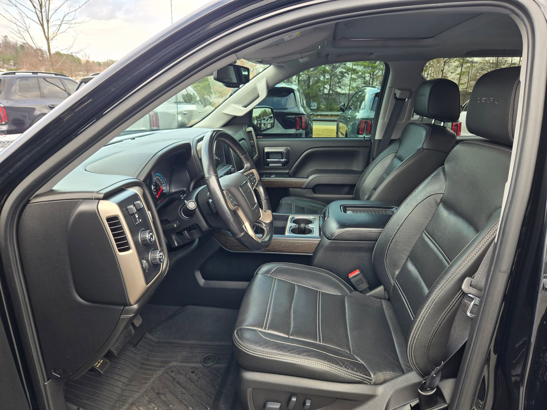 Used 2018 GMC Sierra 1500 Denali w/ Denali Ultimate Package image 23