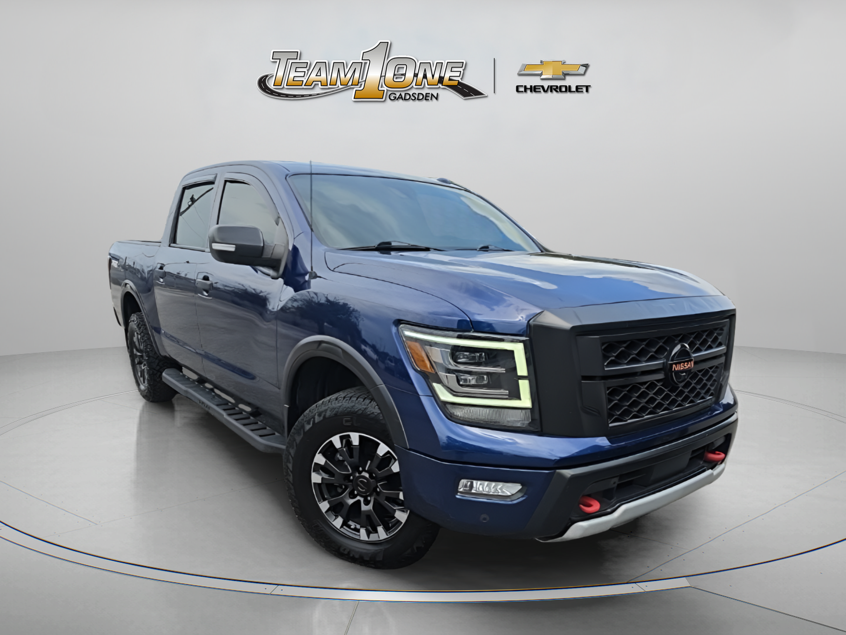 Used 2020 Nissan Titan PRO-4X w/ Pro-4x Convenience Package AWD/4WD image 1
