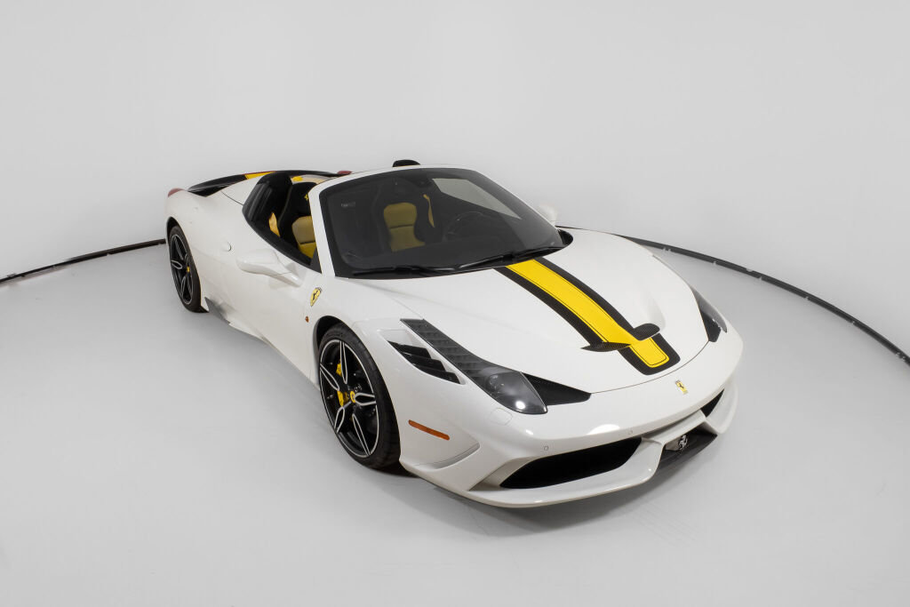 Certified 2015 Ferrari 458 Speciale A RWD image 12
