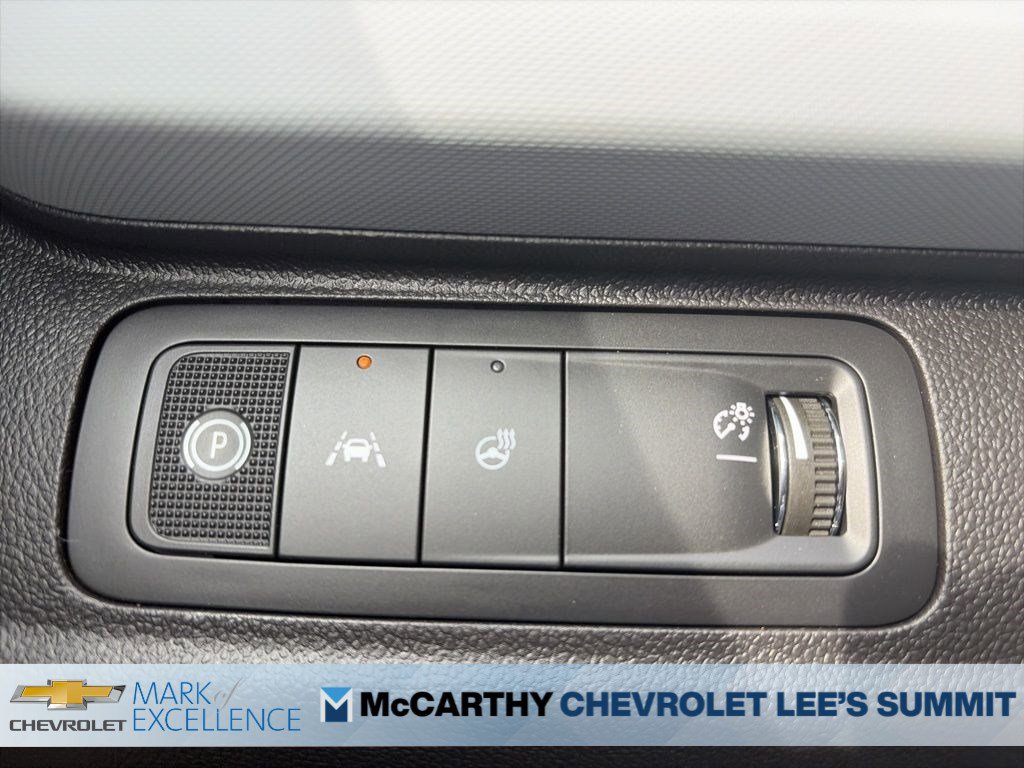 New 2027 Chevrolet Bolt LT w/ Comfort Package FWD image 19