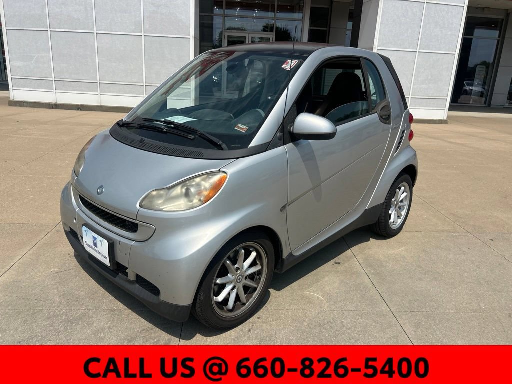 Used 2008 smart fortwo pure RWD image 2