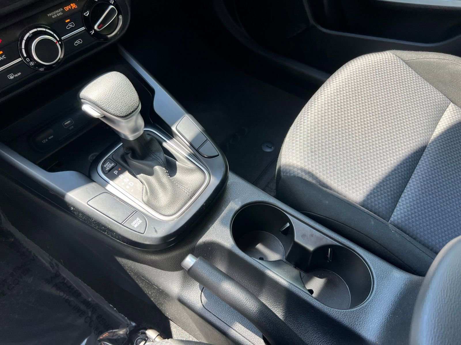 Used 2025 Kia Soul LX w/ LX Technology Package image 36