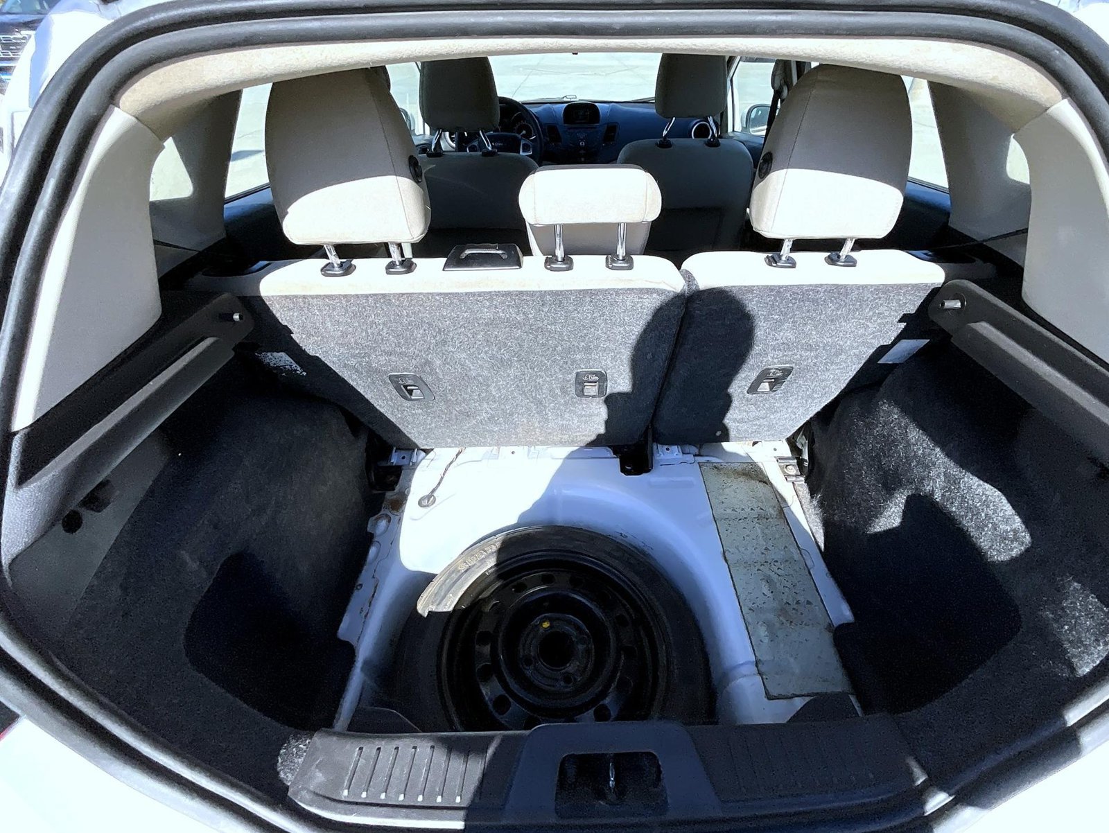 Used 2017 Ford Fiesta SE FWD image 22