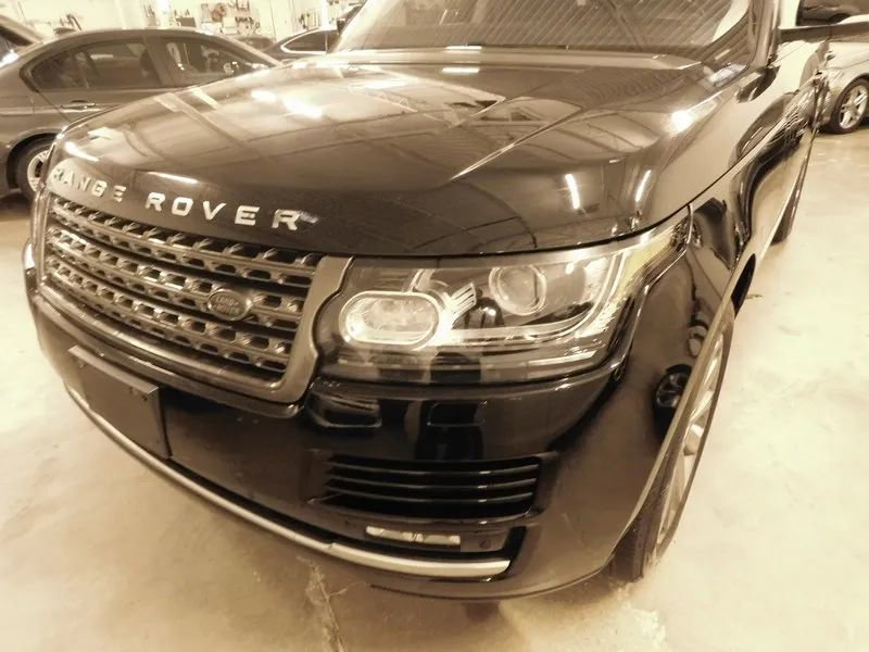 Used 2017 Land Rover Range Rover image 12